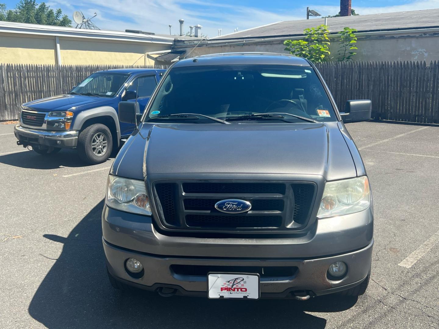 2007 GRAY /gray Ford F-150 (1FTPX14V77F) , located at 1018 Brunswick Ave, Trenton, NJ, 08638, (609) 989-0900, 40.240086, -74.748085 - Photo#2